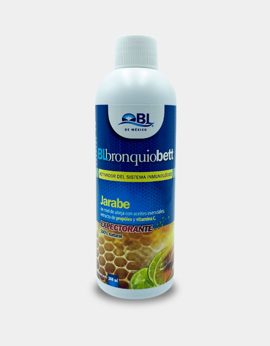<strong>BLBronquioBett (Jarabe)</strong> es una mezcla de plantas medicinales,  aceites esenciales y activantes del sistema inmunológico con acción expectorante, antigripal, antinflamatoria, antiespasmódica.<br><br><strong>BLBronquioBett (Jarabe)</strong> está reforzado con reconocidos activos inmunológicos como el propóleo y la equinacea que activan las defensas previniendo y eliminando las infecciones por tener propiedades bactericidas y antisépticas.<br><br><strong>Indicaciones:</strong><br>Bronquitis crónica y aguda, asma, neumonía, tos seca, tos ferina, tos convulsiva, tos persistente, gripa, otitis, amigdalitis, sinusitis, faringitis, afonía, pérdida de voz o ronquera, infecciones en general de las vías respiratorias, altas y bajas.